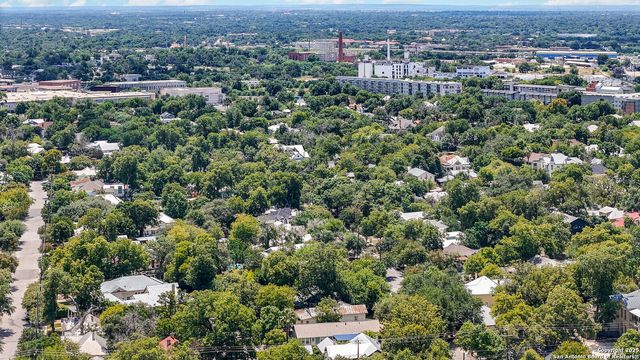 210 Mission St, San Antonio, TX 78210