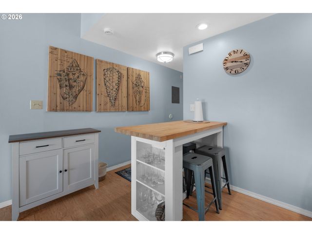 2316 BEACH Dr 157, Seaside, OR 97138