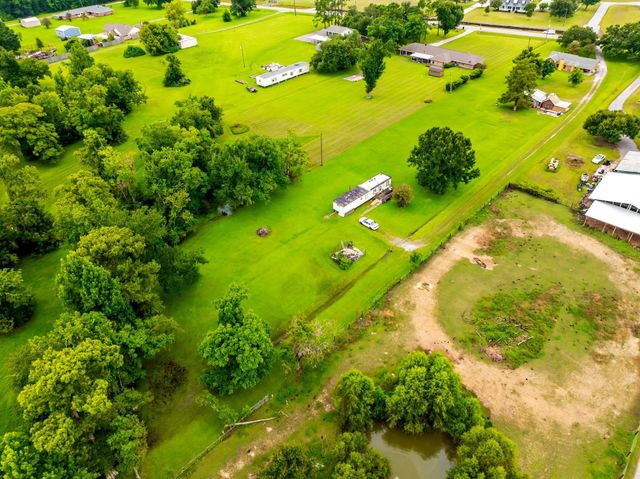 1148 Bayou Blue Rd, Houma, LA 70363