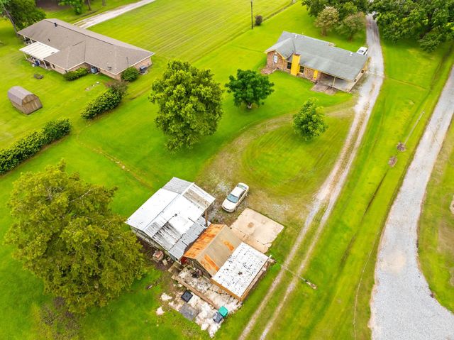 1148 Bayou Blue Rd, Houma, LA 70363
