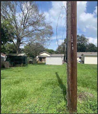 1718 Carlisle Street, Rosenberg, TX 77471