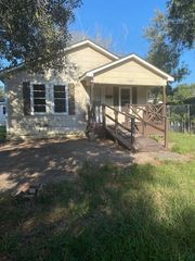 1718 Carlisle Street, Rosenberg, TX 77471