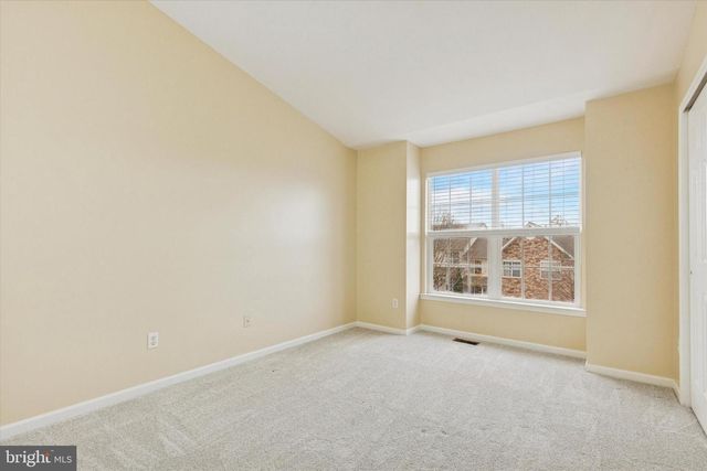 172 FRINGETREE DR, West Chester, PA 19380