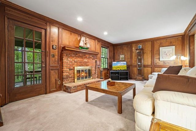 2205 Six Branches Drive, Roswell, GA 30076
