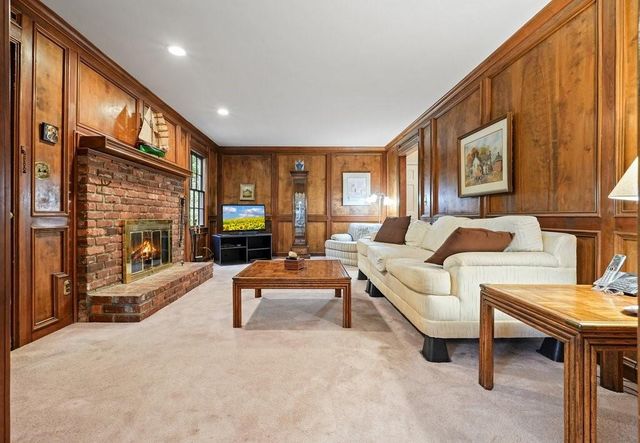 2205 Six Branches Drive, Roswell, GA 30076