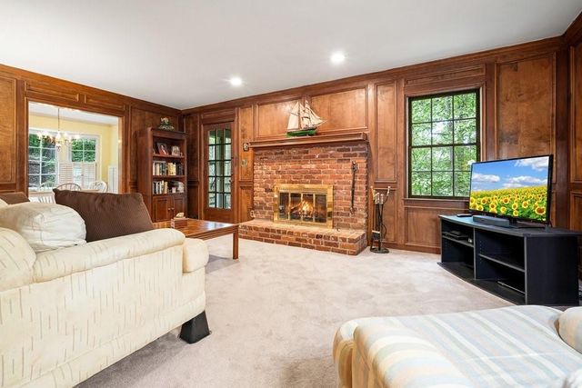 2205 Six Branches Drive, Roswell, GA 30076