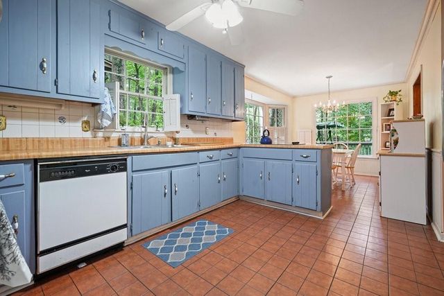 2205 Six Branches Drive, Roswell, GA 30076