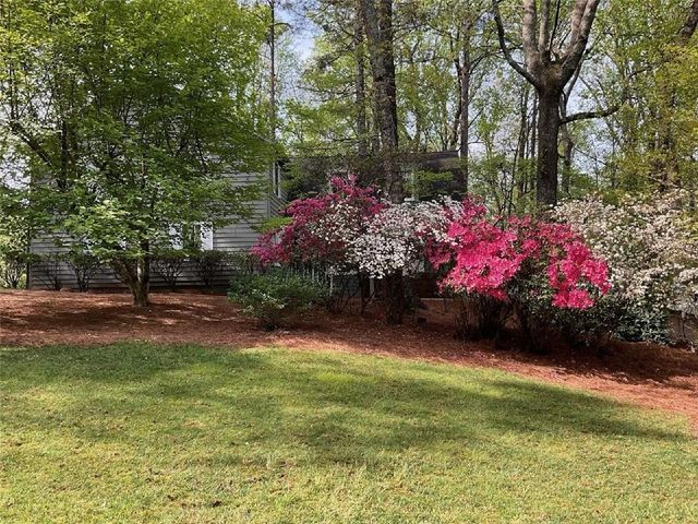 2205 Six Branches Drive, Roswell, GA 30076