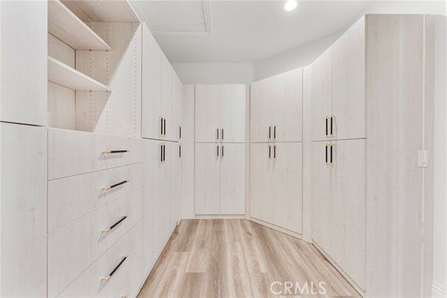 18 Bent Oak, Laguna Hills, CA 92679