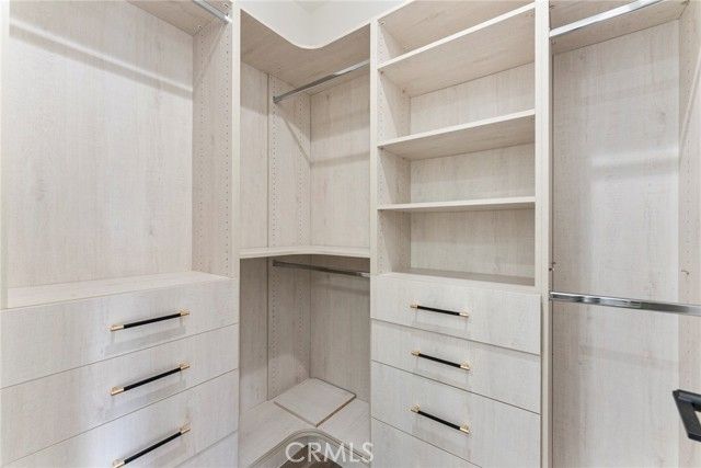 18 Bent Oak, Laguna Hills, CA 92679