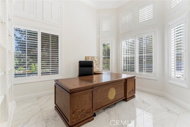 18 Bent Oak, Laguna Hills, CA 92679