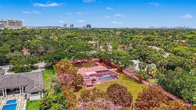 7230 SW 104th St, Pinecrest, FL 33156