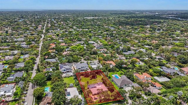 7230 SW 104th St, Pinecrest, FL 33156