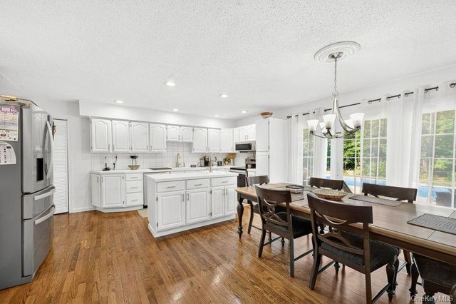 24 Bauer Avenue, Manorville, NY 11949