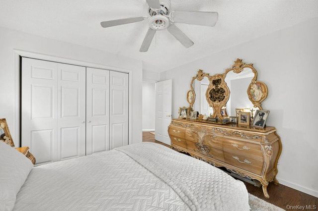 24 Bauer Avenue, Manorville, NY 11949