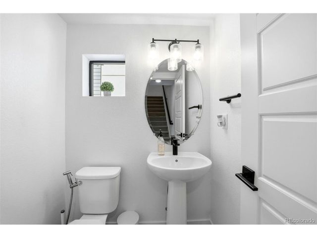 2004 S Holly St 1, Denver, CO 80222