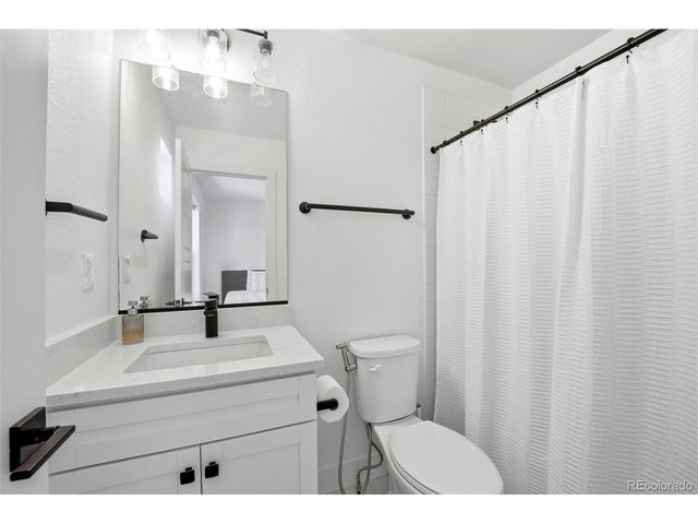 2004 S Holly St 1, Denver, CO 80222