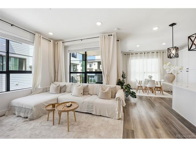 2004 S Holly St 1, Denver, CO 80222
