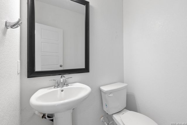 15516 ELECTRA CIR, San Antonio, TX 78245