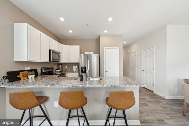 26 W STRASBURG RD, Front Royal, VA 22630
