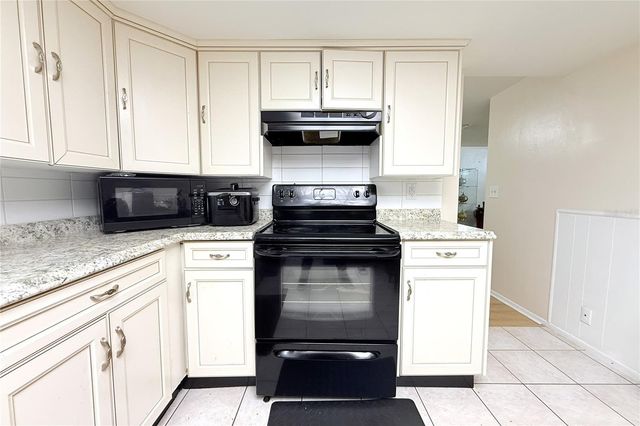 7904 JUDITH CRESCENT, Port Richey, FL 34668