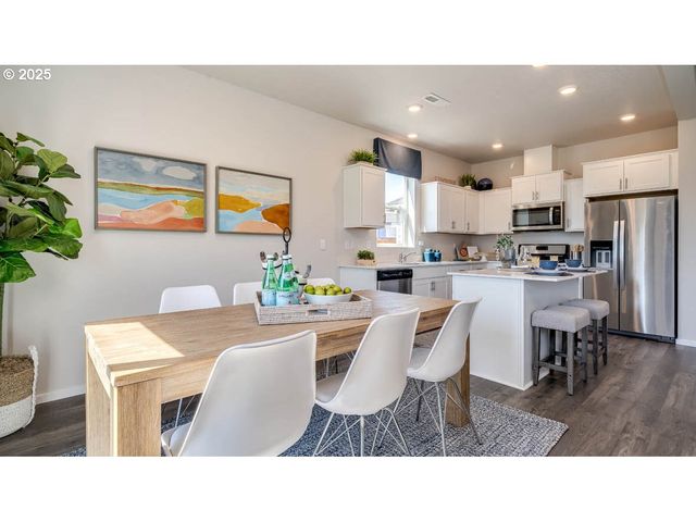 2839 U St, Springfield, OR 97477