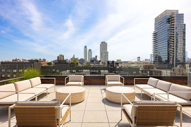 127 KENT Avenue PH2B, New York City, NY 11249