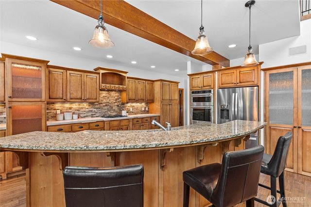 8751 Weidkamp Road, Lynden, WA 98264