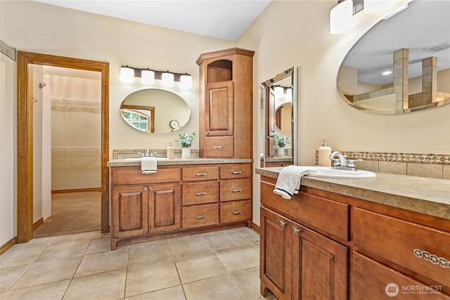 8751 Weidkamp Road, Lynden, WA 98264