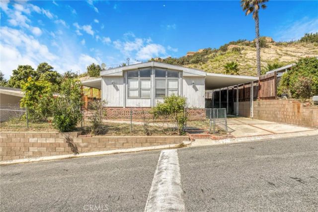 24425 Woolsey Canyon 5, West Hills, CA 91304