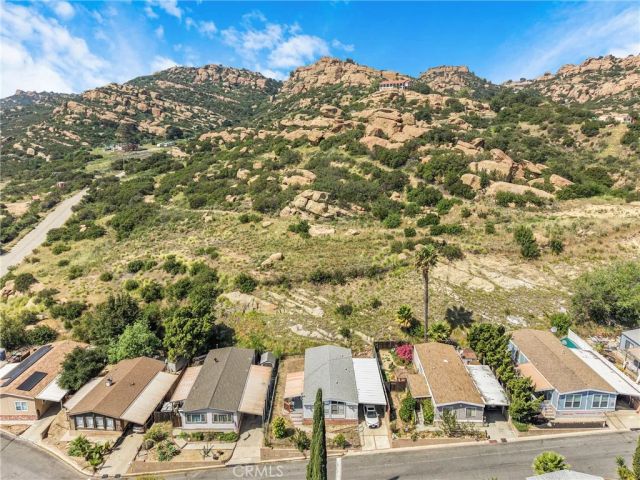 24425 Woolsey Canyon 5, West Hills, CA 91304