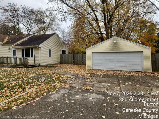1380 Audrey Street, Burton, MI 48509