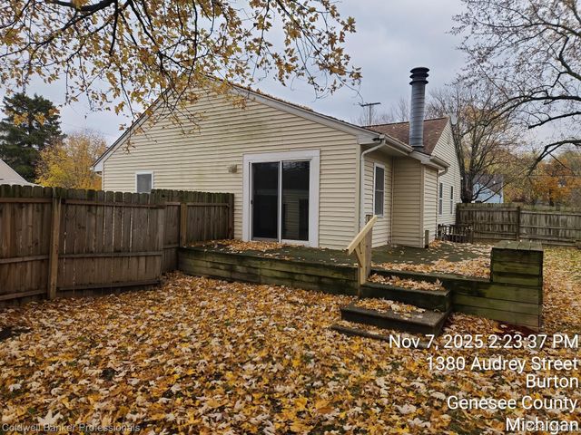 1380 Audrey Street, Burton, MI 48509