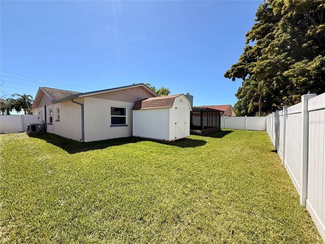 8335 SOMERSET DRIVE, Largo, FL 33773