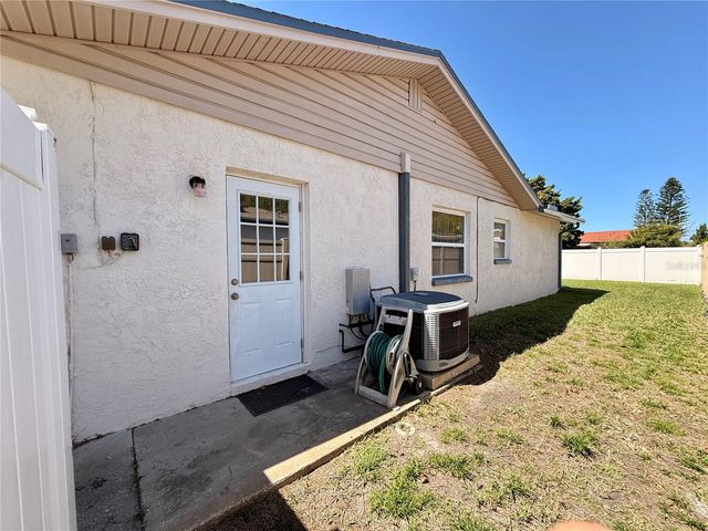 8335 SOMERSET DRIVE, Largo, FL 33773