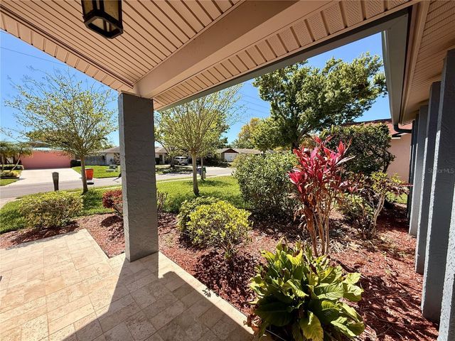 8335 SOMERSET DRIVE, Largo, FL 33773