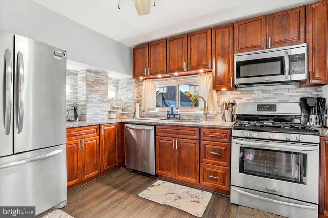 11039 KELVIN AVE, Philadelphia, PA 19116