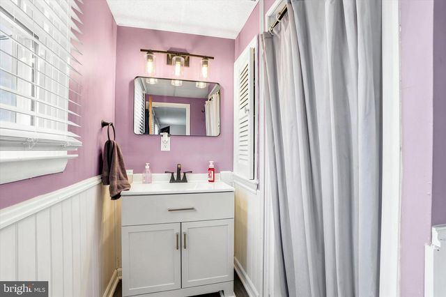 11039 KELVIN AVE, Philadelphia, PA 19116