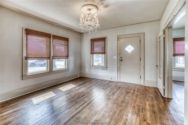 404 West Main Street, Bellville, TX 77418