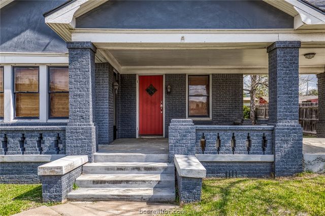 404 West Main Street, Bellville, TX 77418