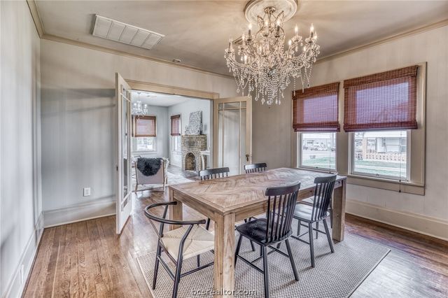 404 West Main Street, Bellville, TX 77418