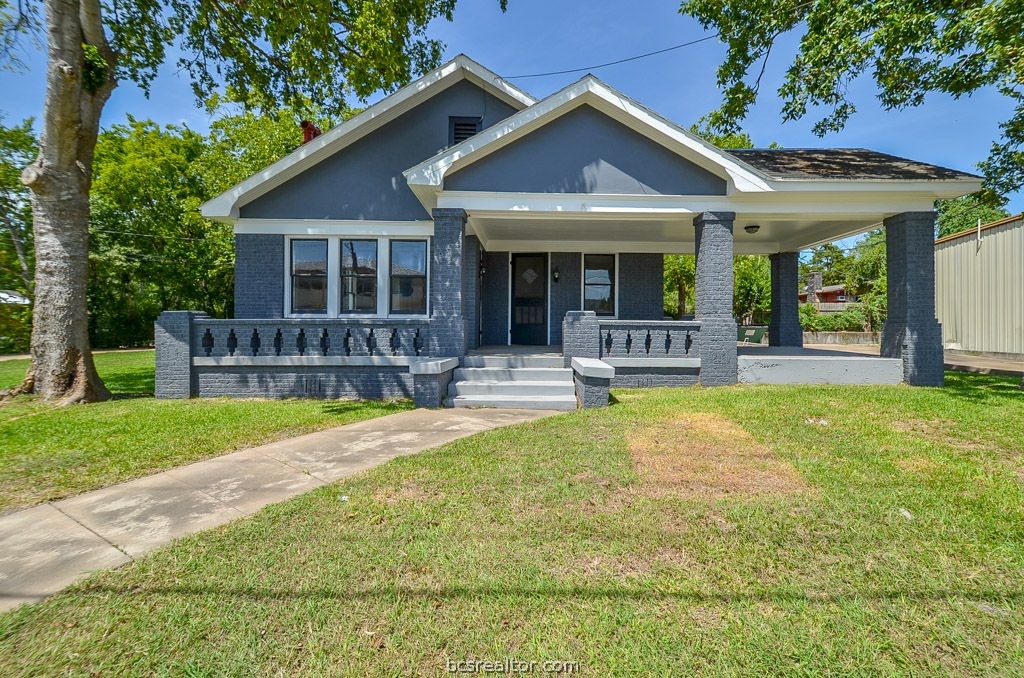 404 West Main Street, Bellville, TX 77418