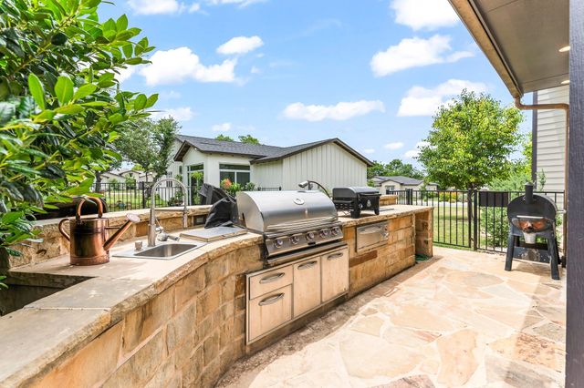 2108 Quiet Stables CIR, Cedar Park, TX 78613