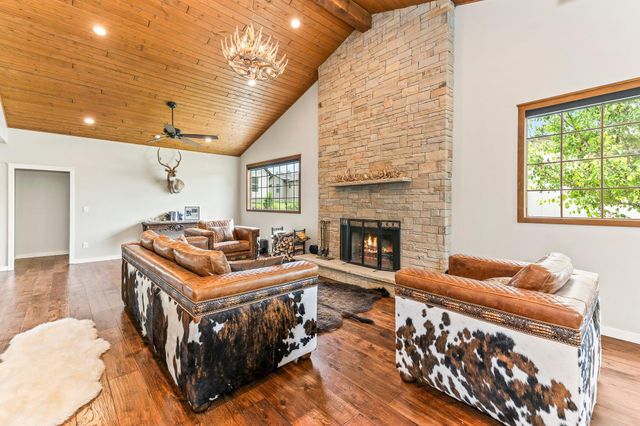 2108 Quiet Stables CIR, Cedar Park, TX 78613