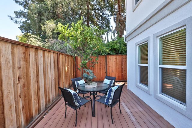 2278 Tuscany Court, East Palo Alto, CA 94303