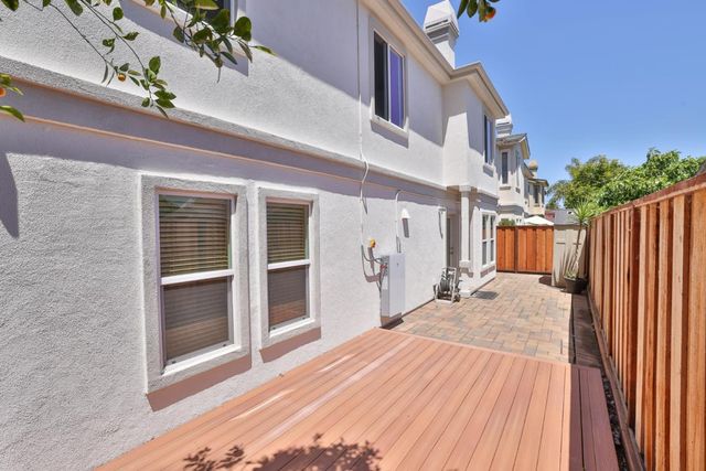 2278 Tuscany Court, East Palo Alto, CA 94303