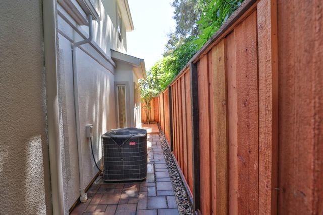 2278 Tuscany Court, East Palo Alto, CA 94303