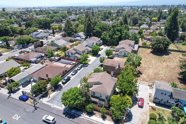 2278 Tuscany Court, East Palo Alto, CA 94303