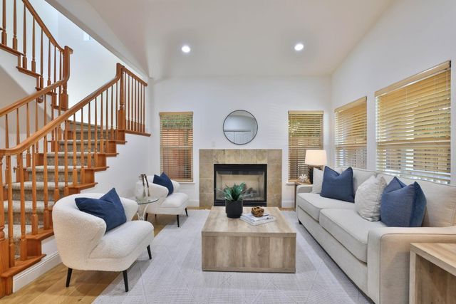 2278 Tuscany Court, East Palo Alto, CA 94303