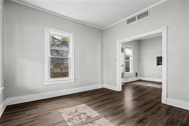 716 St James STREET, La Crosse, WI 54603